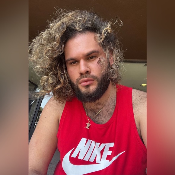 Meet your Posher, Ernesto - Picture 7 of 11